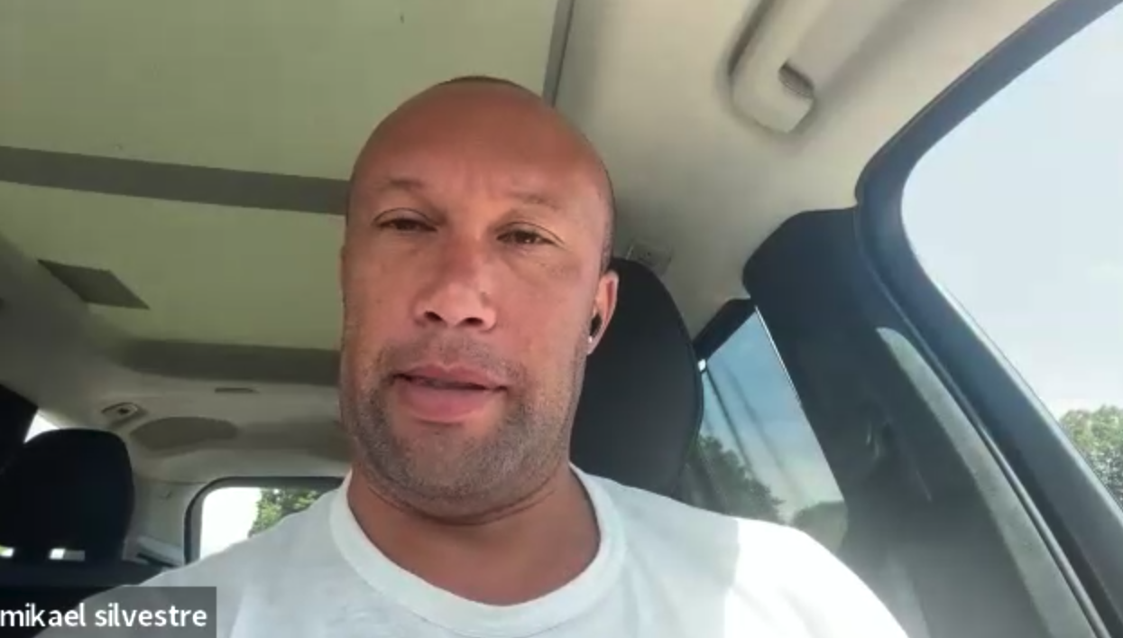 Featured image for Mikael Silvestre:  Manchester United Must Challenge For Title